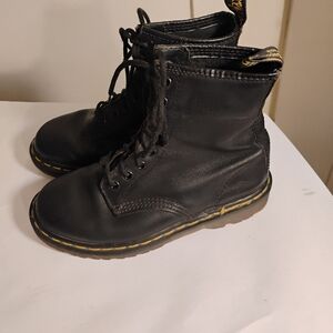 Vintage Dr Martens Black Leather Cap Toe England Ankle Boots Womens US 6 UK 4